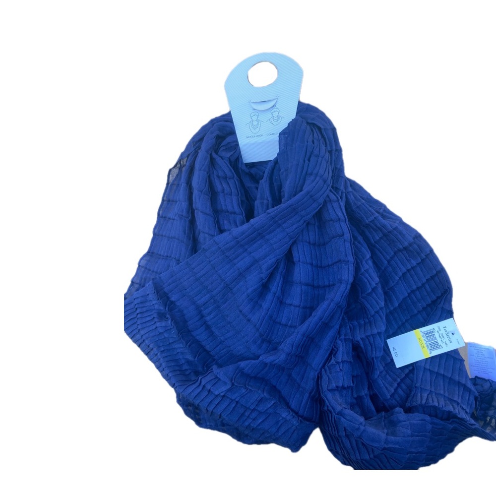 Van Heusen Infinity Scarf-Loop Options- Blue Ruffled - Picture 4 of 8